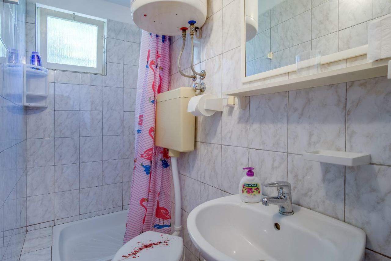 Vila Bugevilija Hotell Mali Lošinj Exteriör bild